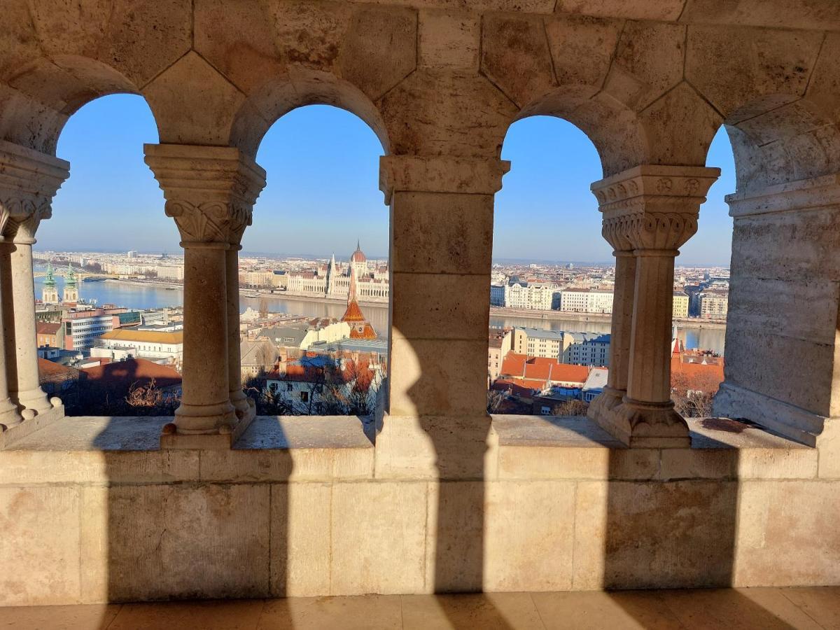 Sunny Studio At The Castle Budapest Esterno foto
