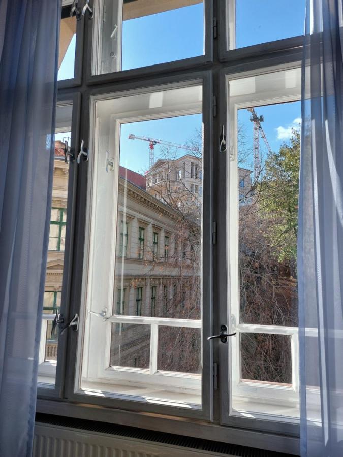 Sunny Studio At The Castle Budapest Esterno foto