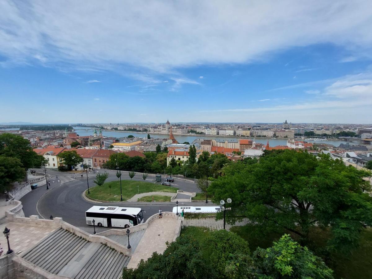 Sunny Studio At The Castle Budapest Esterno foto